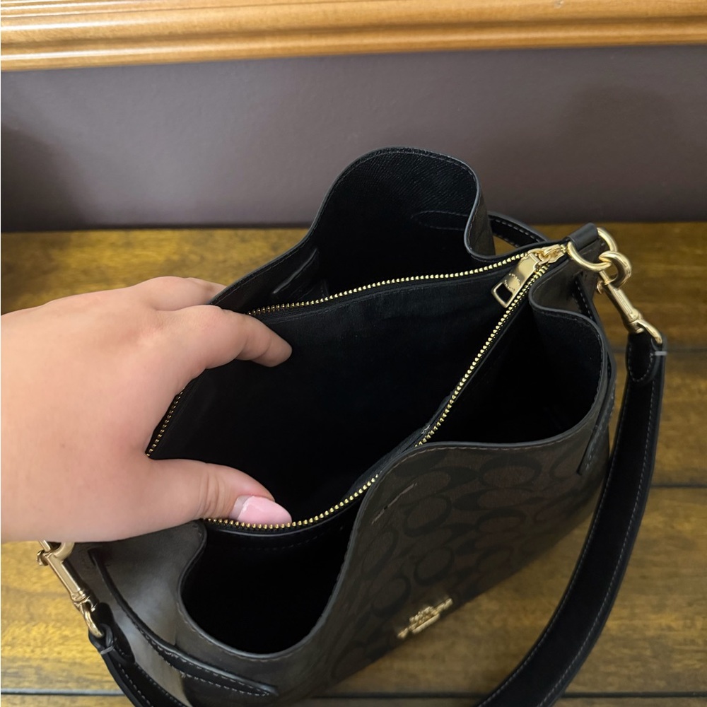 Coach Hanna Shoulder Bag in Signature Canvas - Picture 15 of 16